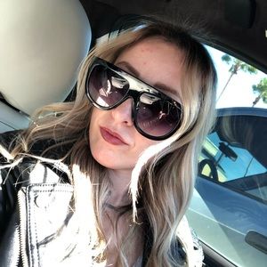 Meet your Posher, Marissa